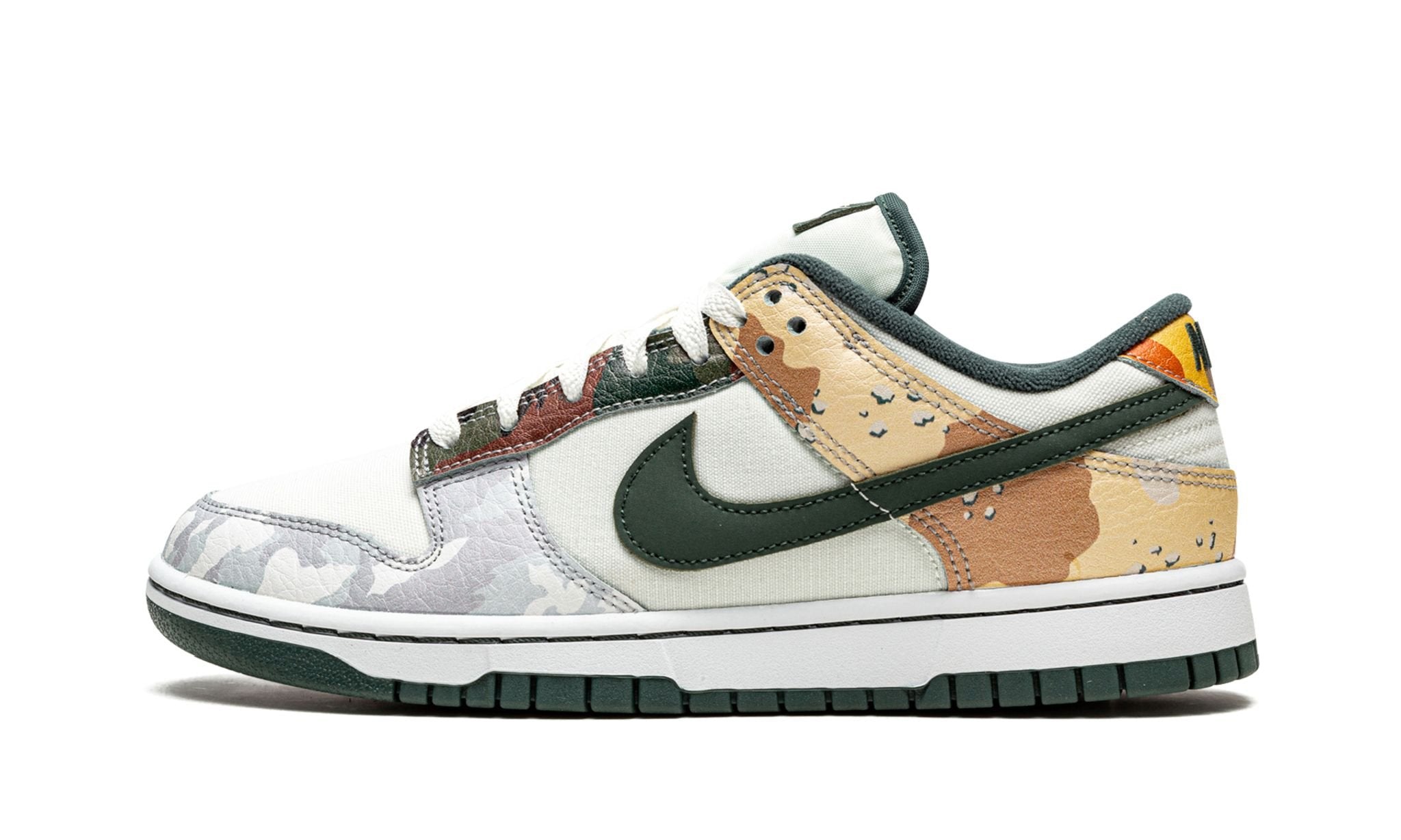 Size 2y camo Nike dunks store