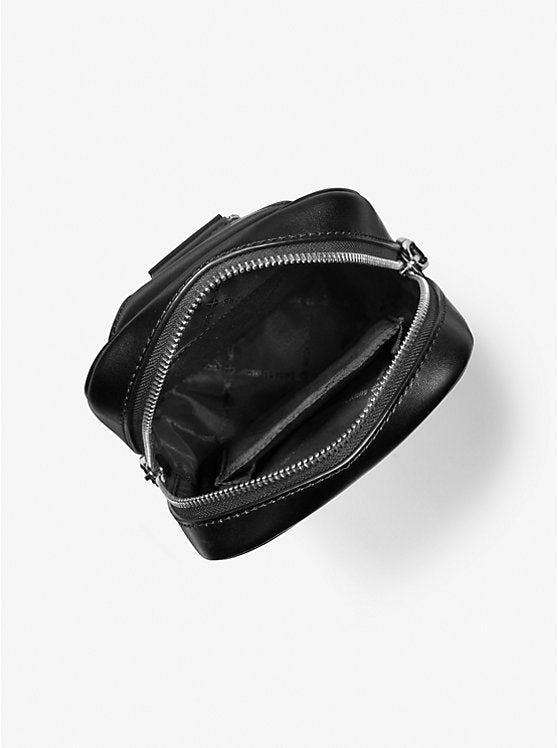 Cooper Medium Ombre Logo Sling Pack Black