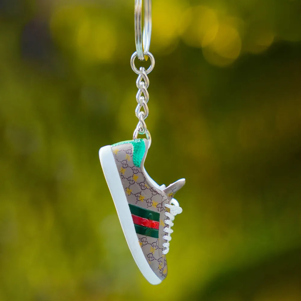 3D sneaker keychain Gucci Gazelle