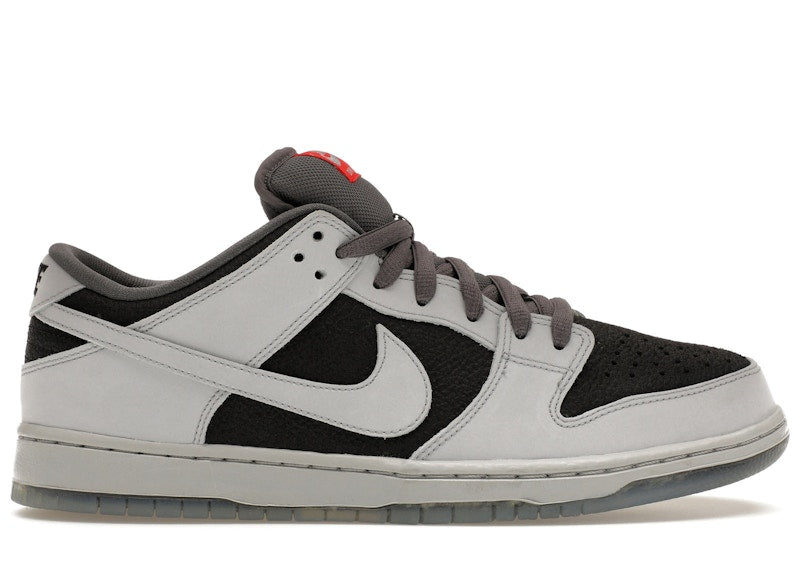 Nike SB Dunk Low Atlas 35MM Grey