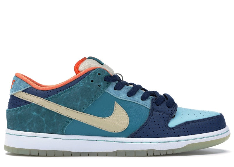 Nike SB Dunk Low MIA Skate Shop