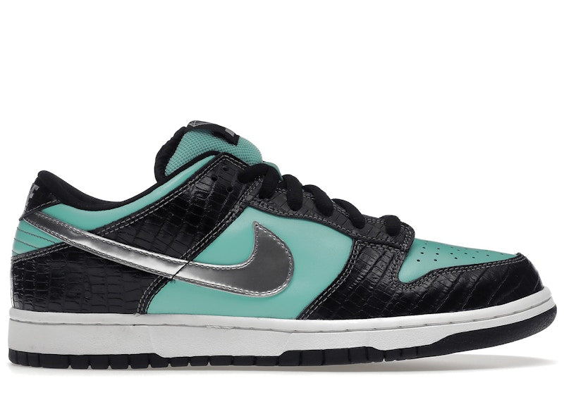 Nike SB Dunk Low Diamond Supply Co.