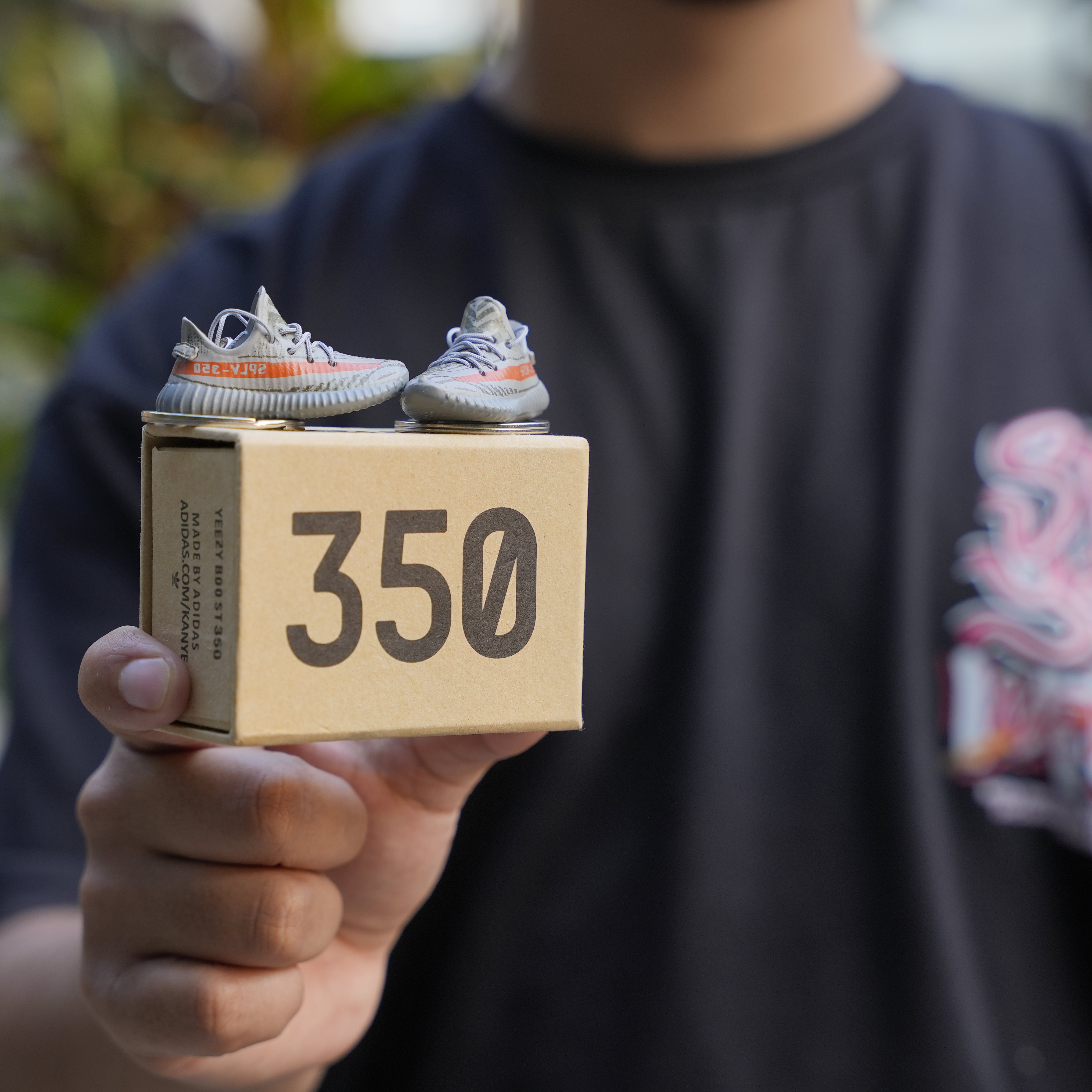 3D Sneaker Keychain With Box - Yeezy Beluga