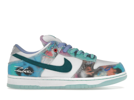 Nike SB Dunk Low
 Futura Laboratories Bleached Aqua