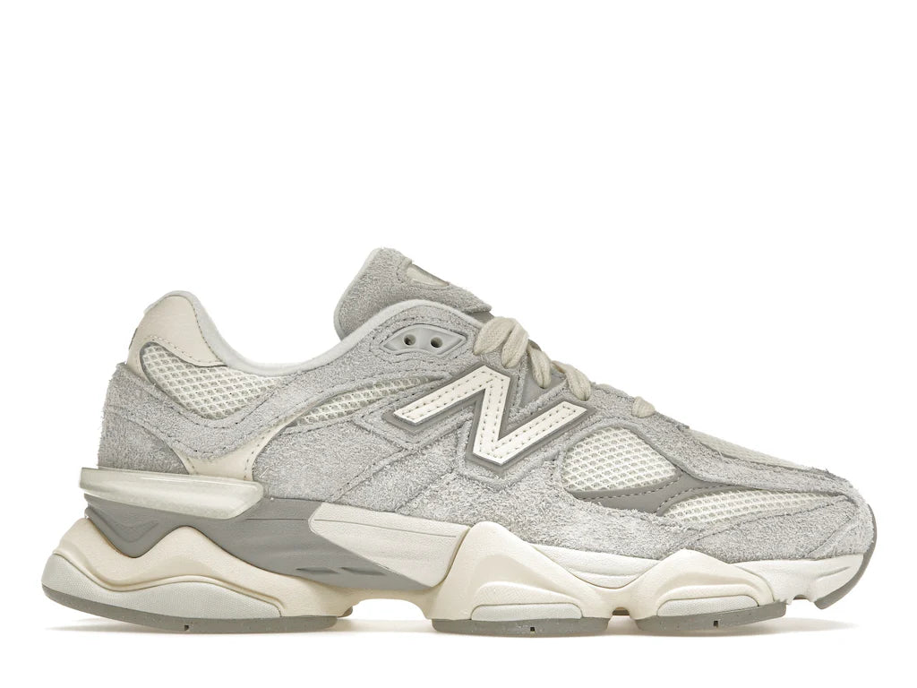 New Balance 9060
  Quartz Grey