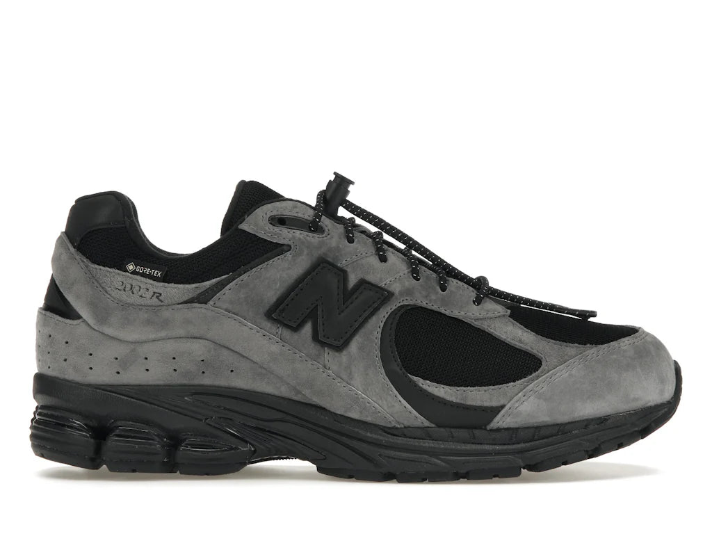 New Balance 2002R
  Gore-Tex JJJJound Charcoal