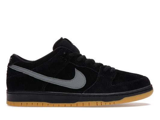 Nike SB Dunk Low
 Fog