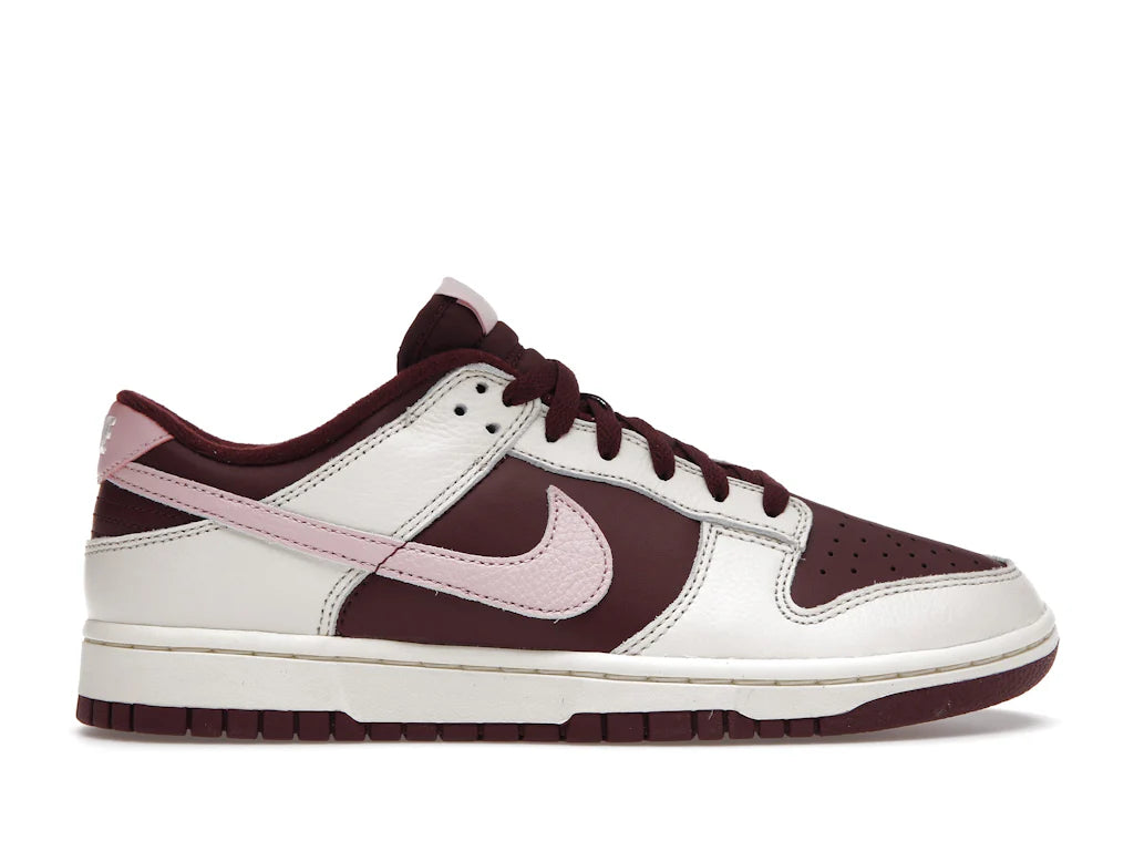 Nike Dunk Low Retro PRM
 Valentine's Day (2023)