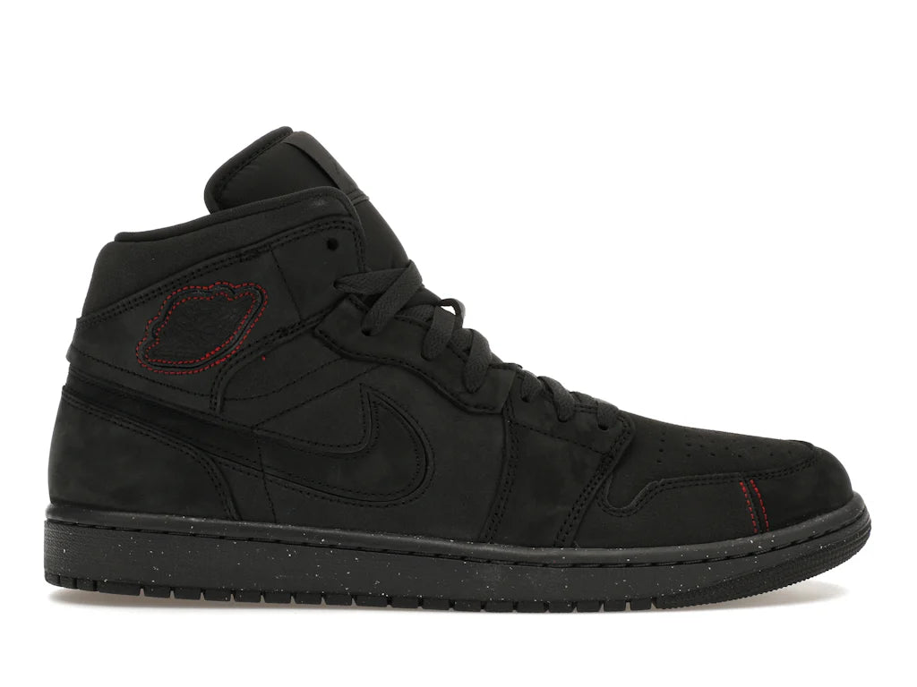 Jordan 1 Mid SE
 Craft Dark Smoke Red