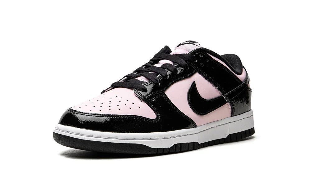 Nike sb black and hot sale pink