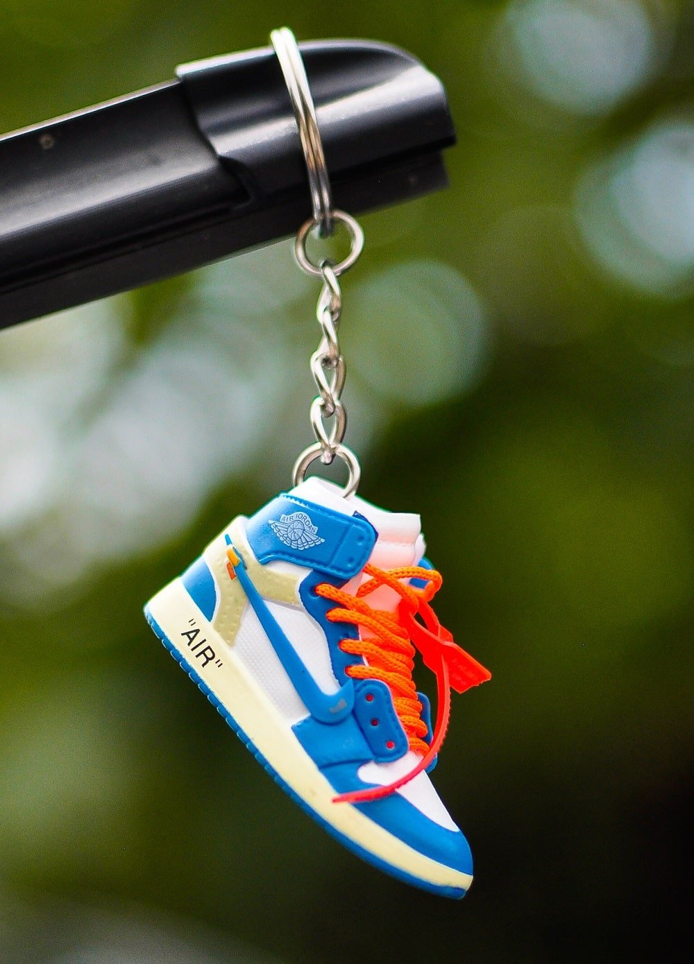 AJ1 OFFWHITE UNC 3D SENAKER KEYCHAIN