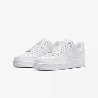 nike air force 1 07 triple white