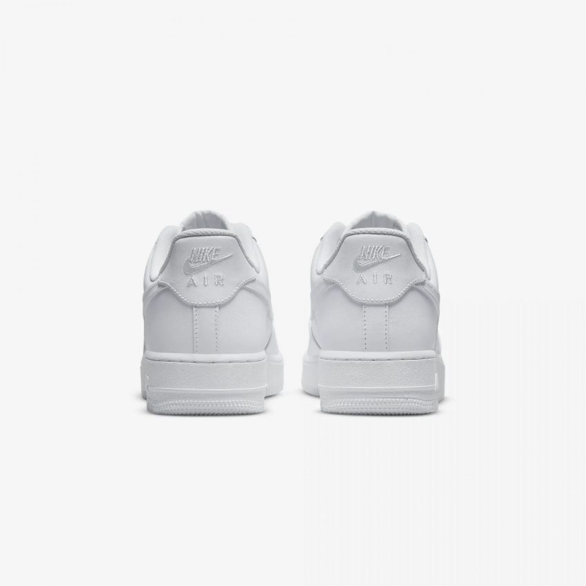 nike air force 1 07 triple white