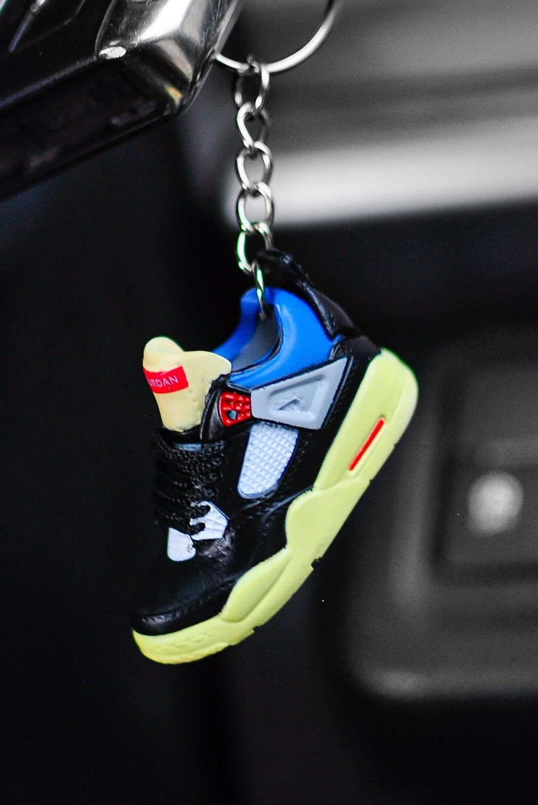 3D Sneaker Keychain AJ4 Union Off Noir