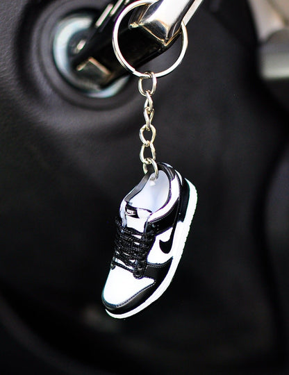 3D Sneaker Keychain Panda Dunks