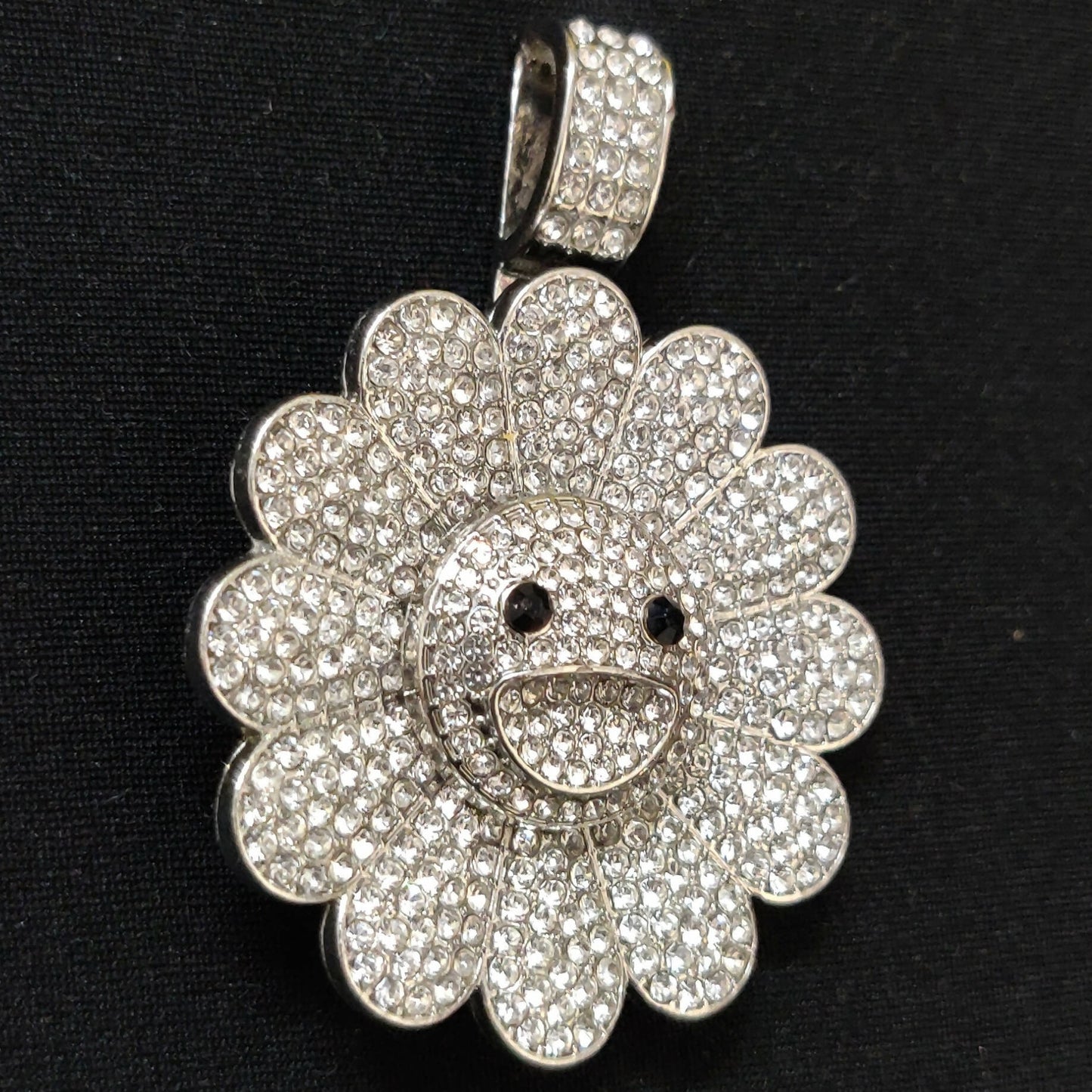 MURAKAMI FLOWER ICED OUT PENDANT (SILVER)
